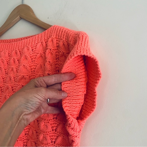Crochet Vintage Coral Cap Sleeve Crew Sweater Women's Size Medium - Picture 6 of 14